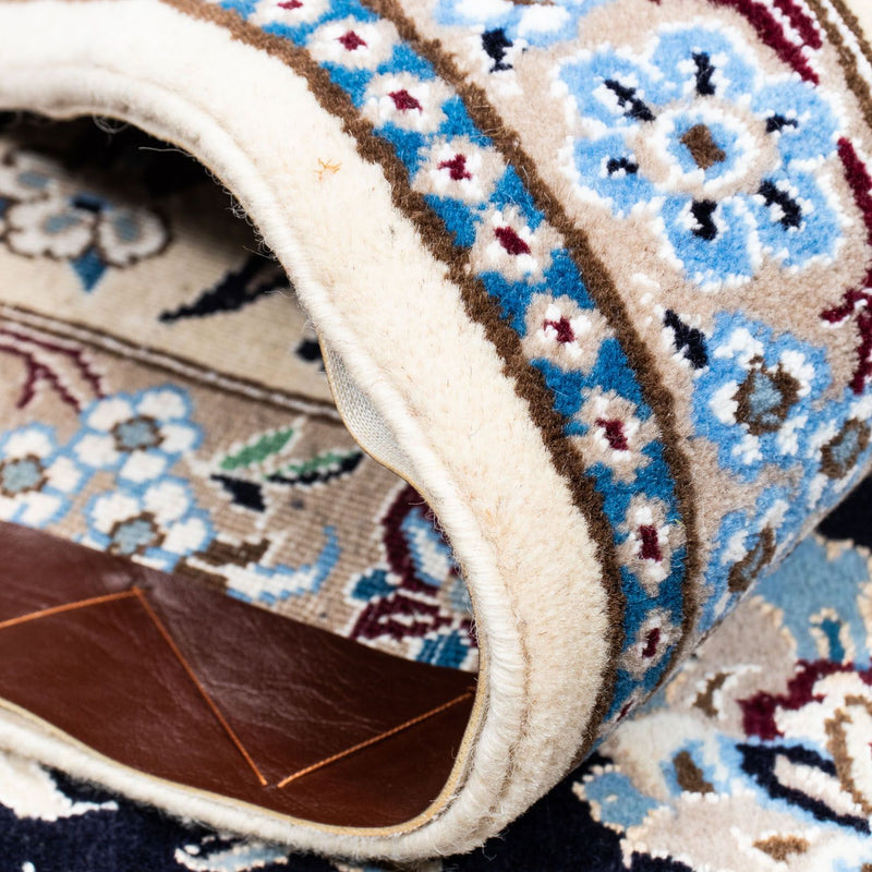 Perzisch tapijt - Nain - Koninklijk - 292 x 200 cm - zwart