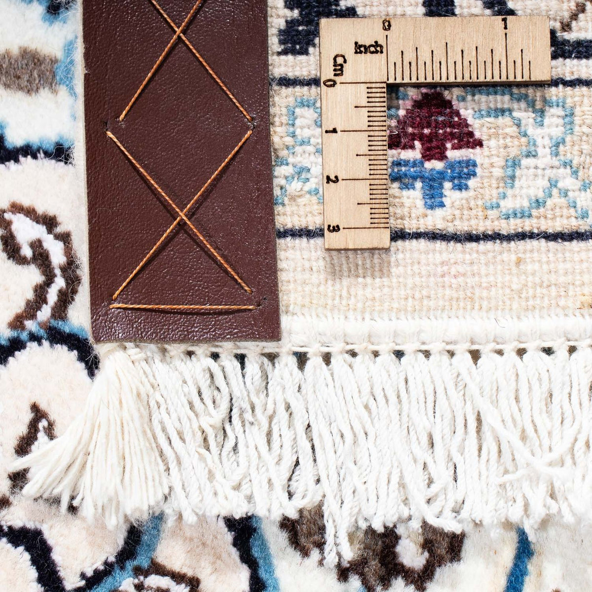 Perzisch tapijt - Nain - Koninklijk - 178 x 108 cm - beige