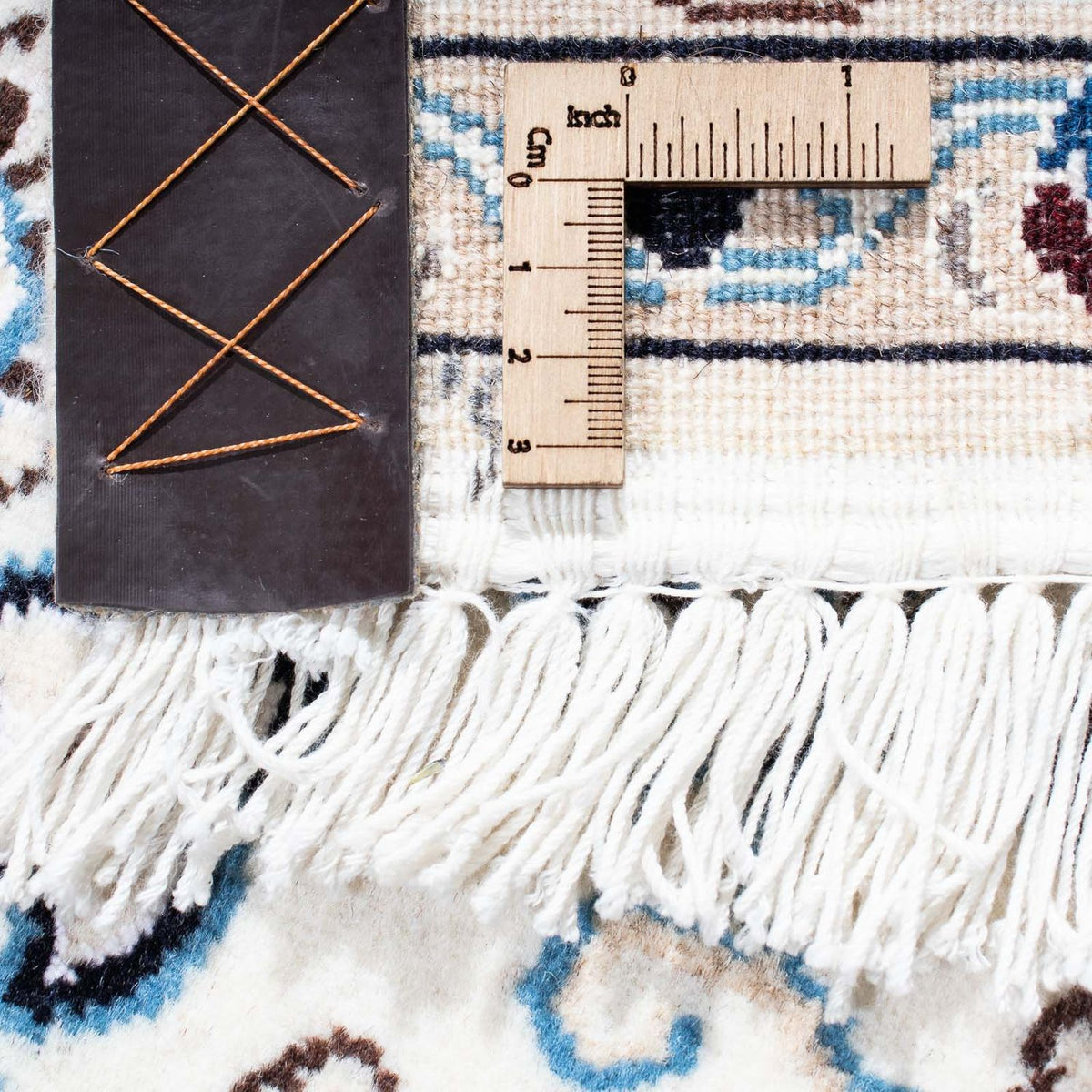 Perzisch tapijt - Nain - Koninklijk - 173 x 111 cm - beige