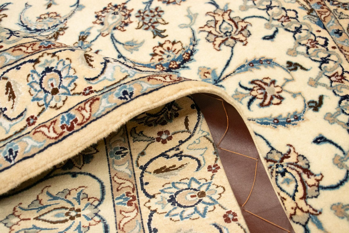 Perzisch tapijt - Nain - Premium - 135 x 102 cm - beige