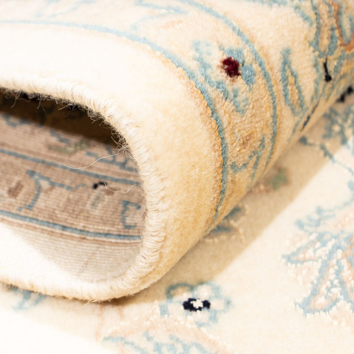 Perzisch tapijt - Nain - Koninklijk - 198 x 137 cm - beige