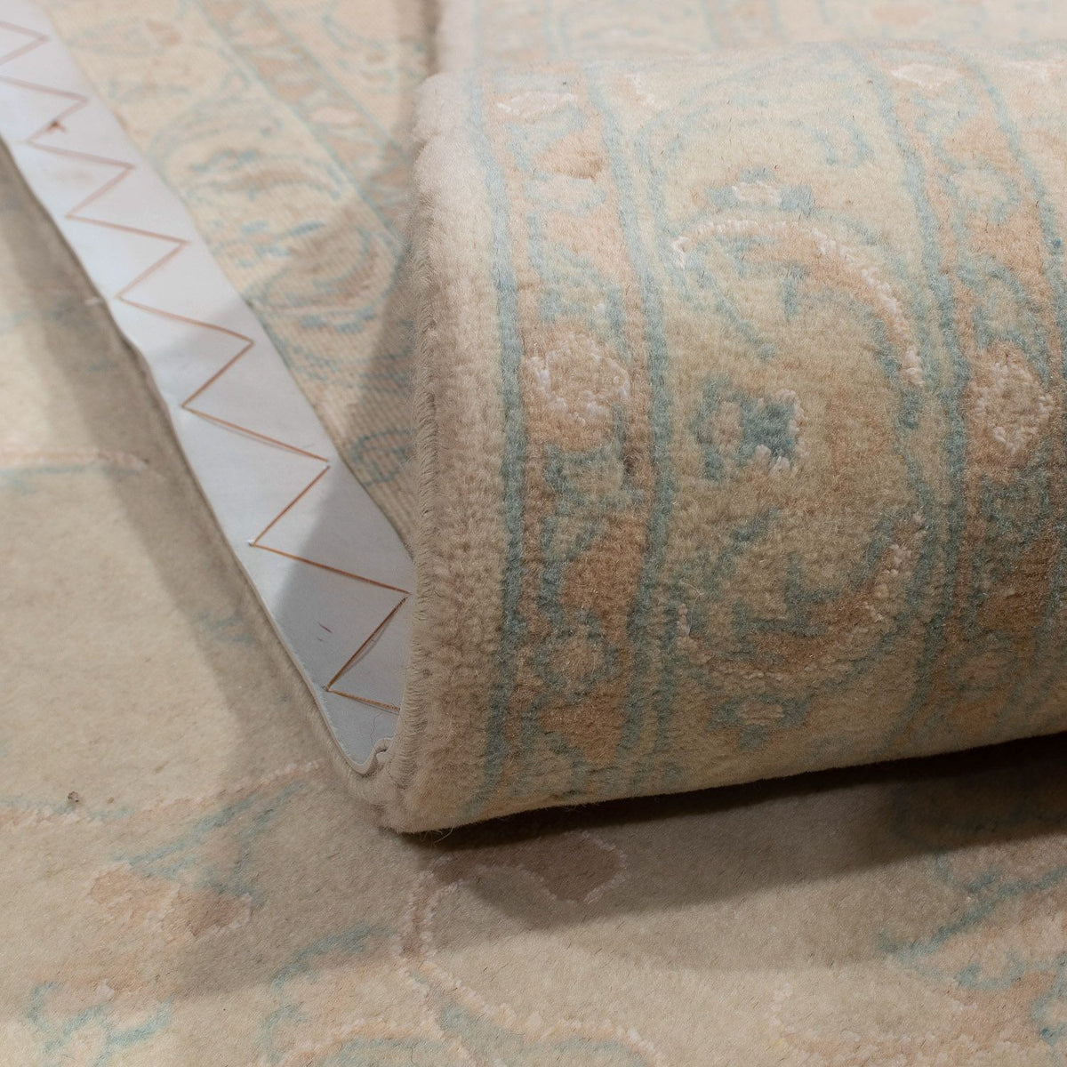 Perzisch tapijt - Nain - Koninklijk - 351 x 250 cm - lichtbruin