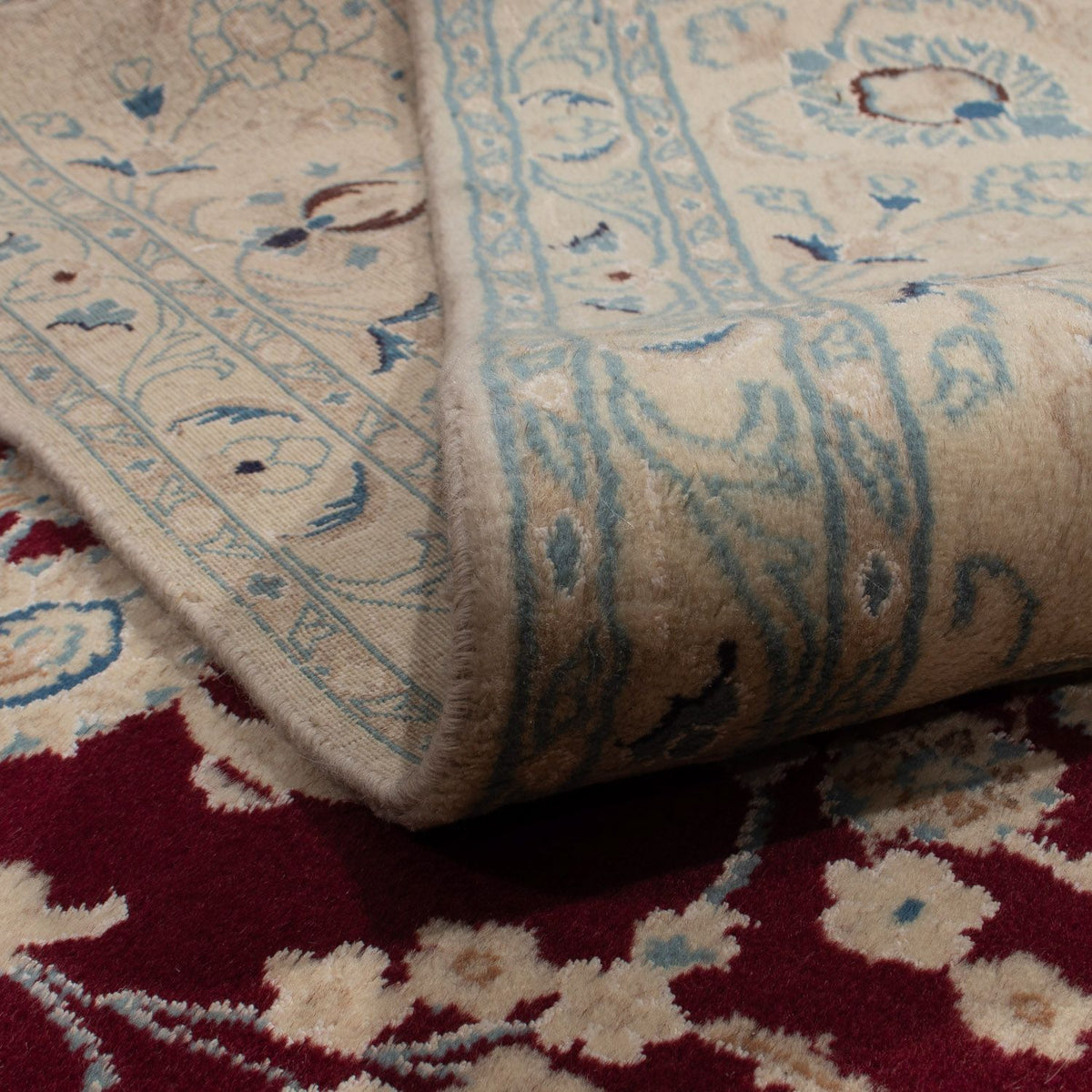 Perzisch tapijt - Nain - 338 x 244 cm - donkerrood