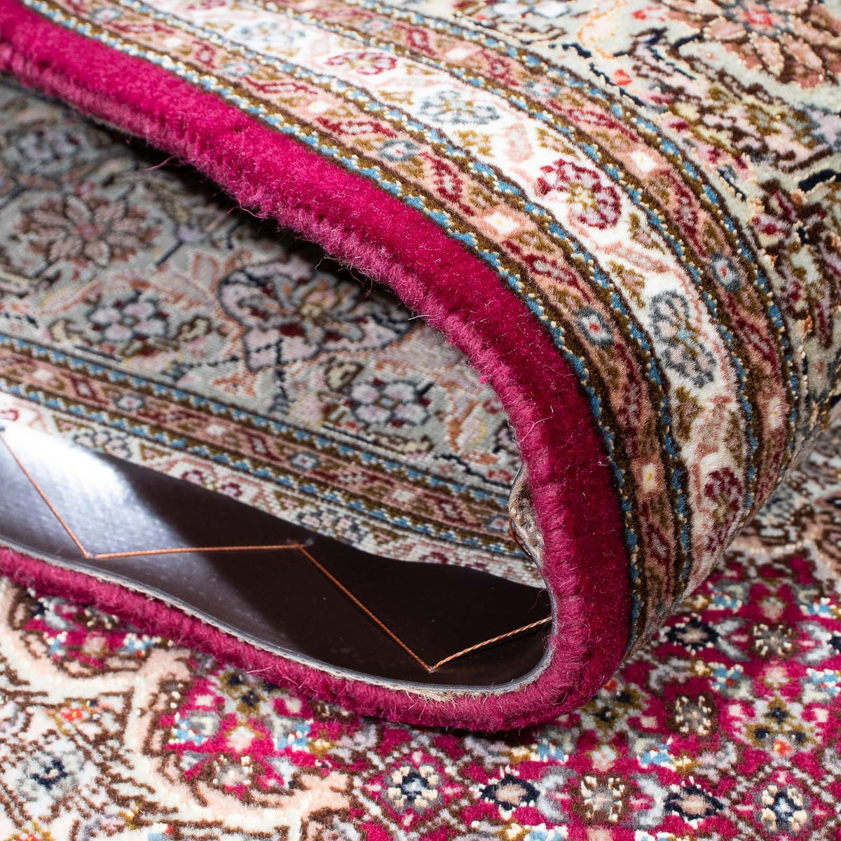 Perzisch tapijt - Tabriz - 208 x 150 cm - donkerrood