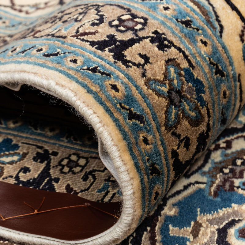 Perzisch tapijt - Nain - Koninklijk - 346 x 250 cm - beige