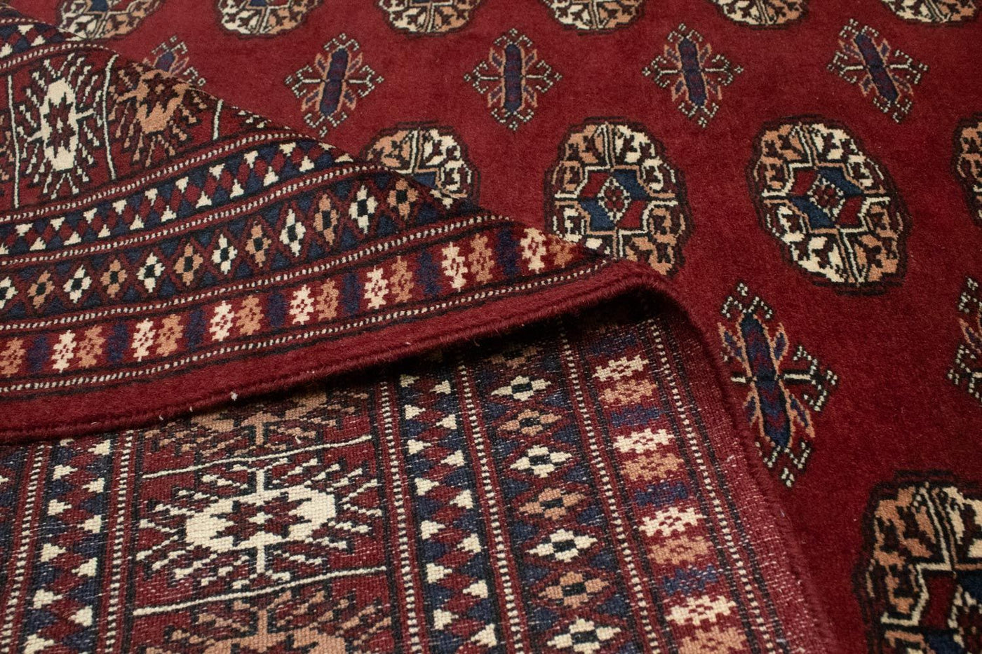 Bukhara Tapijt 244x205cm - Oosters Tapijt