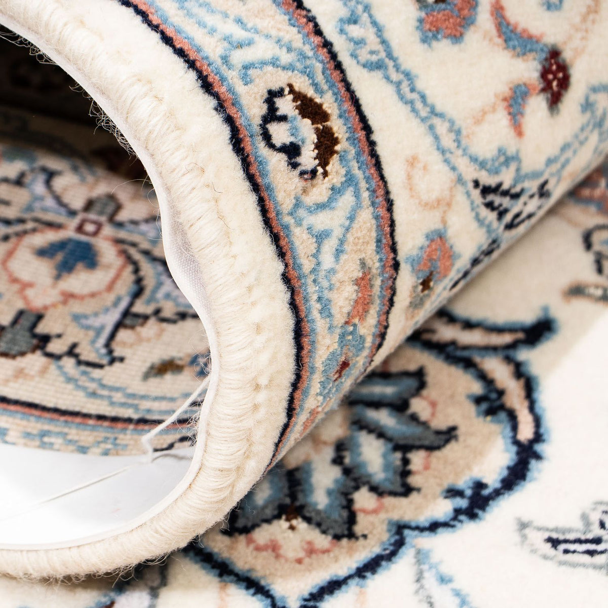 Perzisch tapijt - Nain - Koninklijk - 203 x 138 cm - beige