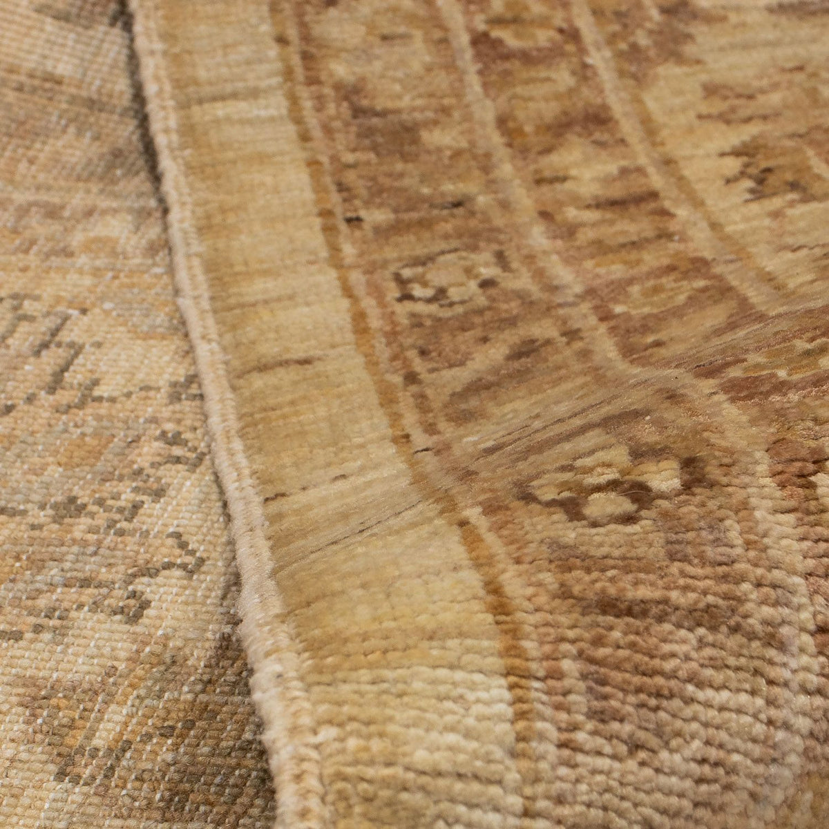 Ziegler tapijt - 296 x 238 cm - lichtbruin