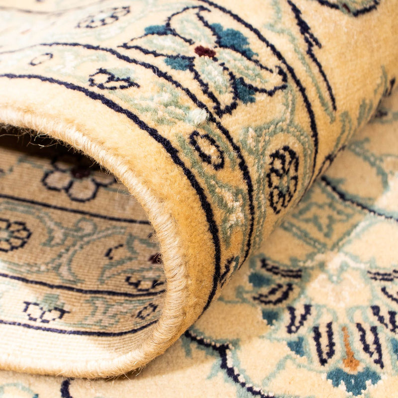 Perzisch tapijt - Nain - Koninklijk - 238 x 167 cm - beige