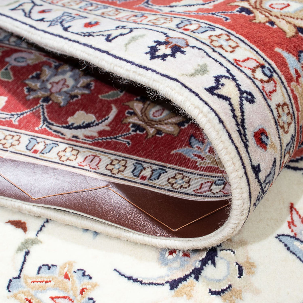 Perzisch tapijt - Tabriz - Royal - 200 x 156 cm - beige