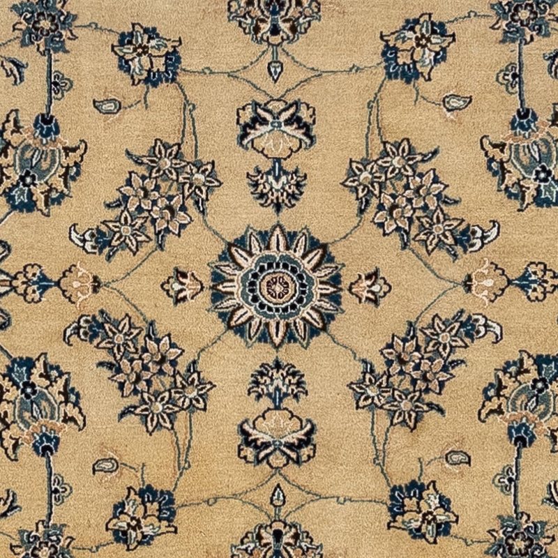 Perzisch tapijt - Nain - Koninklijk - 343 x 247 cm - lichtbruin