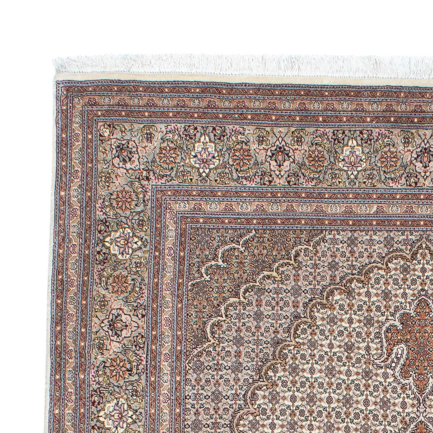 Tabriz Tapijt 203x146cm - Perzisch tapijt