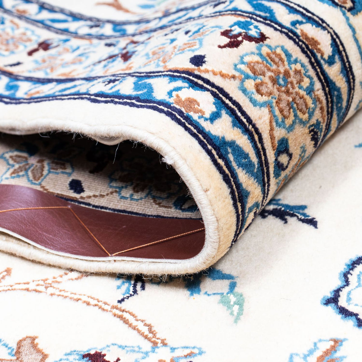 Perzisch tapijt - Nain - Koninklijk - 335 x 245 cm - beige