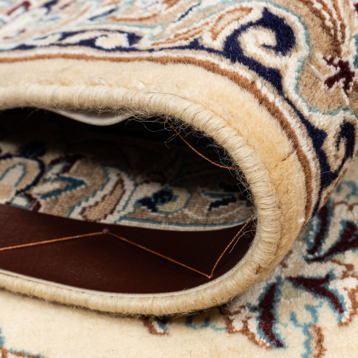 Perzisch tapijt - Nain - 340 x 246 cm - beige