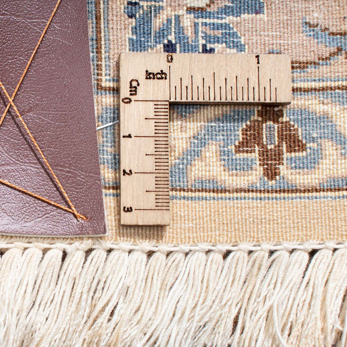 Perzisch tapijt - Nain - Premium - 293 x 208 cm - beige