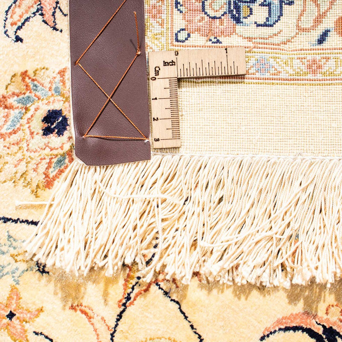 Perzisch tapijt - Ghom - 297 x 194 cm - beige