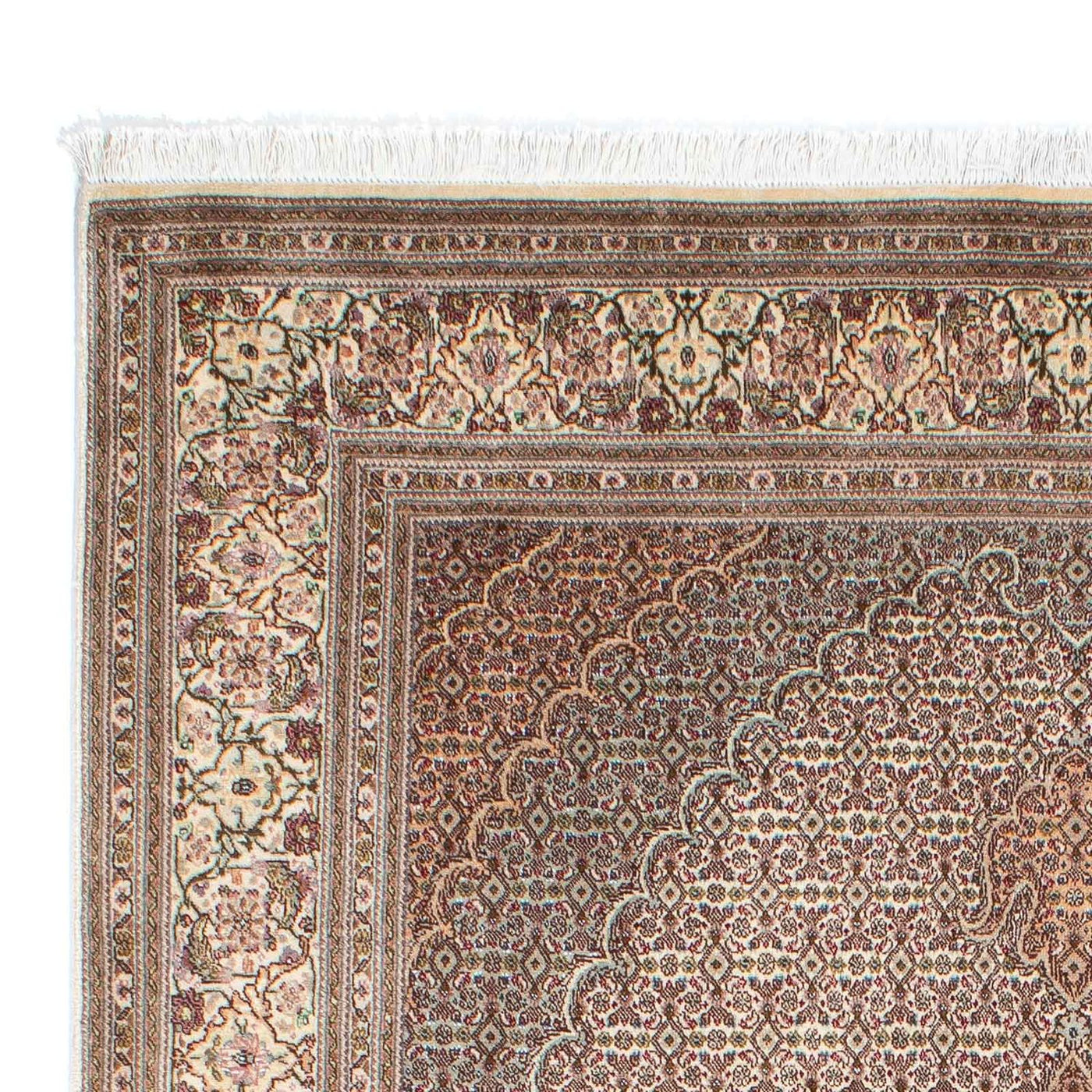 Tabriz Tapijt 242x168cm - Perzisch tapijt