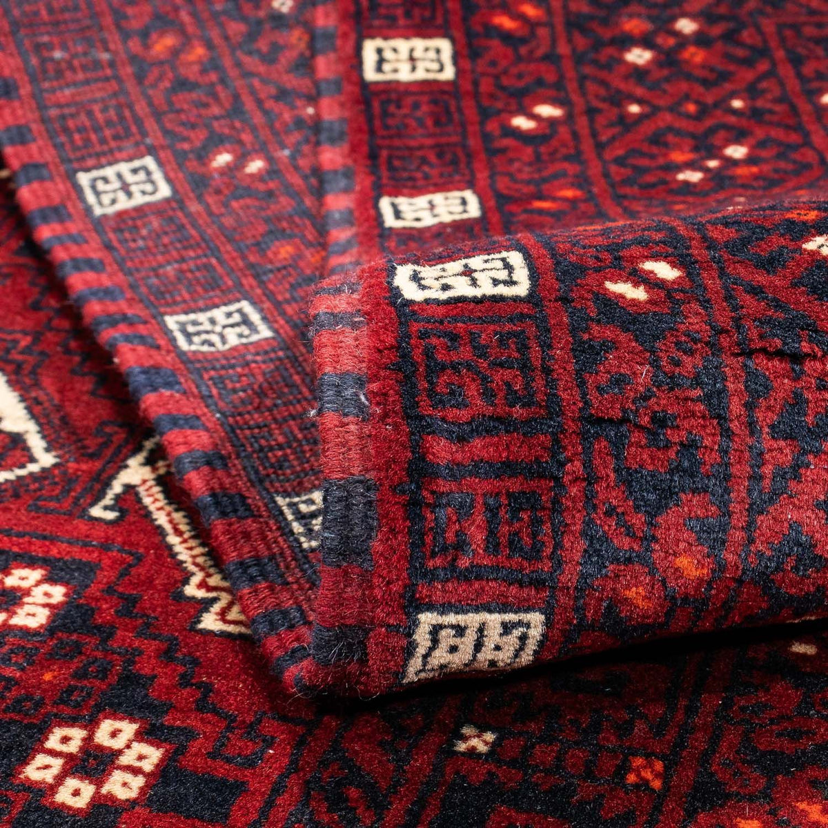 Turkaman tapijt - 240 x 160 cm - donkerrood