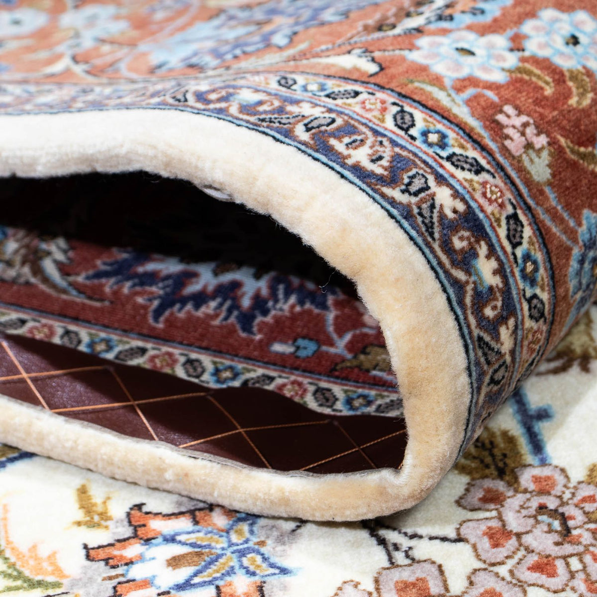 Perzisch tapijt - Ghom - 215 x 137 cm - beige