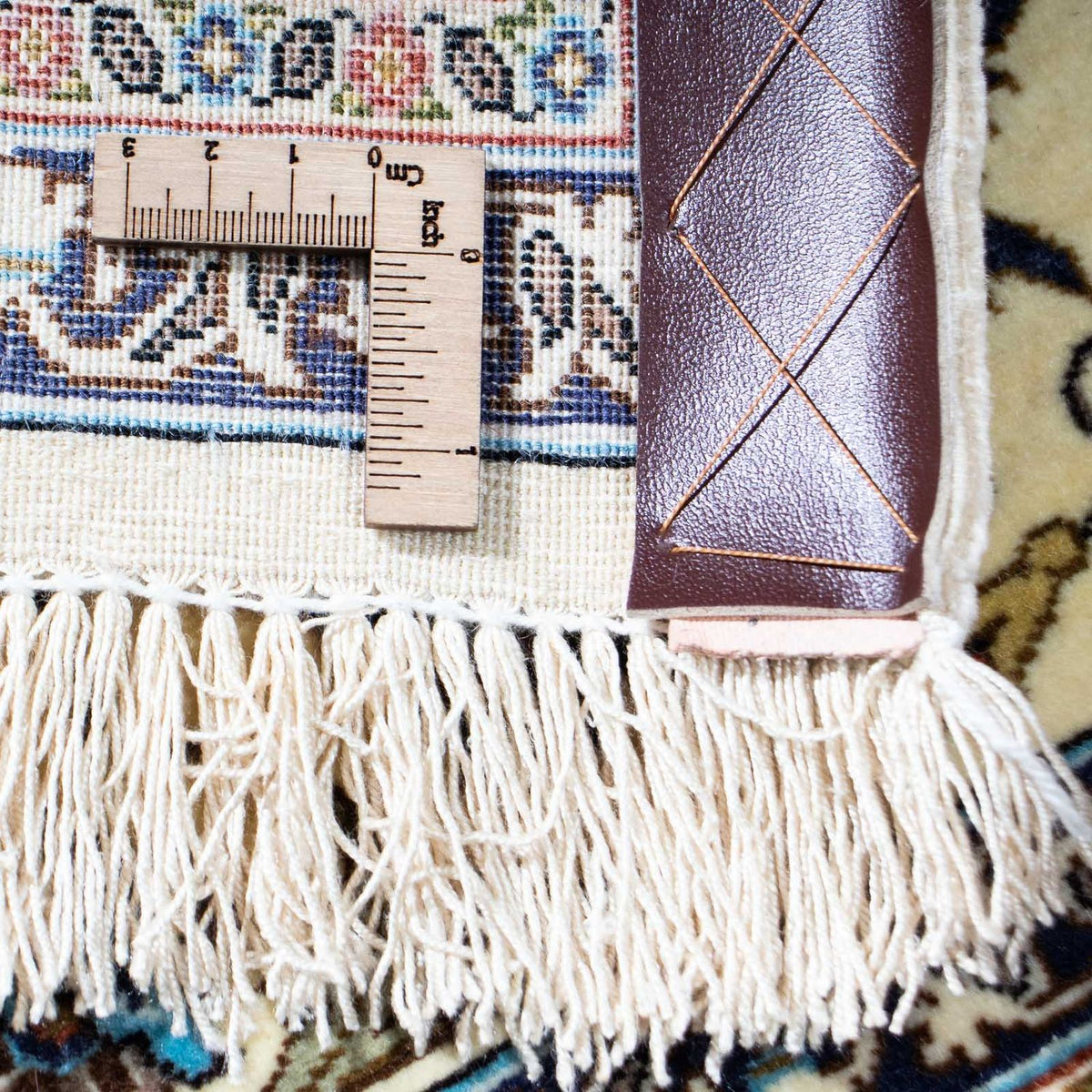 Perzisch tapijt - Ghom - 215 x 137 cm - beige