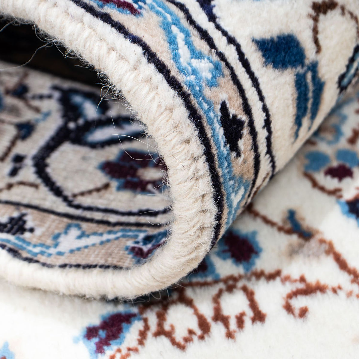 Perzisch tapijt - Nain - Koninklijk - 187 x 114 cm - beige