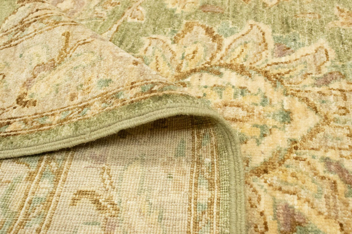 Ziegler tapijt - 187 x 121 cm - groen