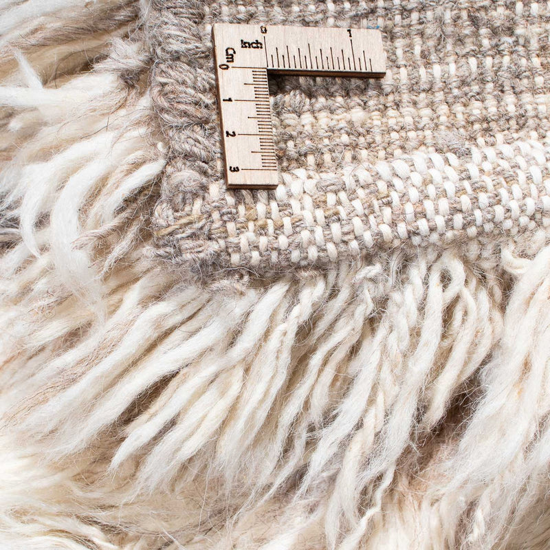 Hoogpolig tapijt - 252 x 172 cm - beige