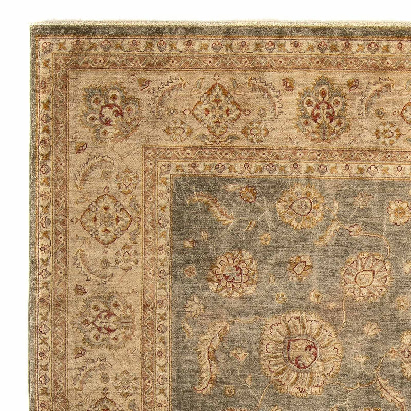 Ziegler tapijt - 307 x 247 cm - lichtbruin