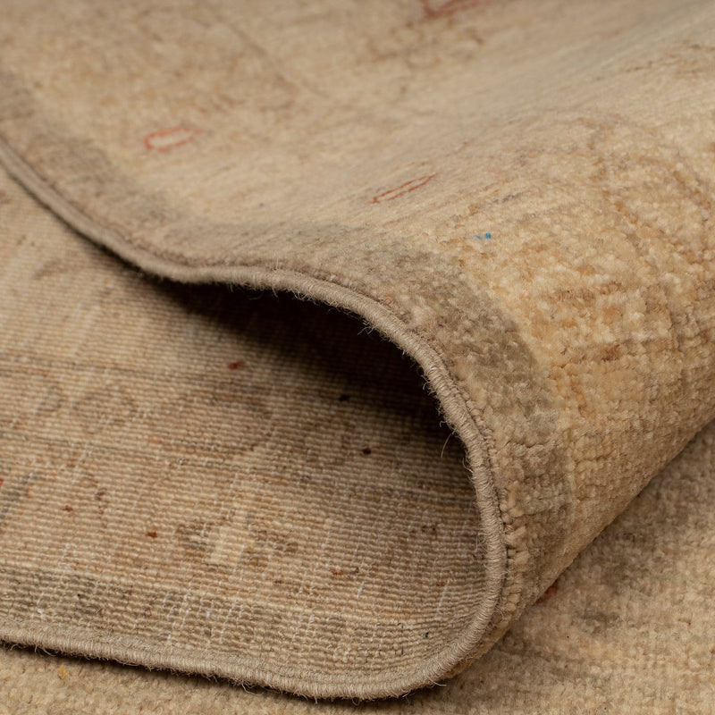 Ziegler tapijt - 353 x 248 cm - lichtbruin