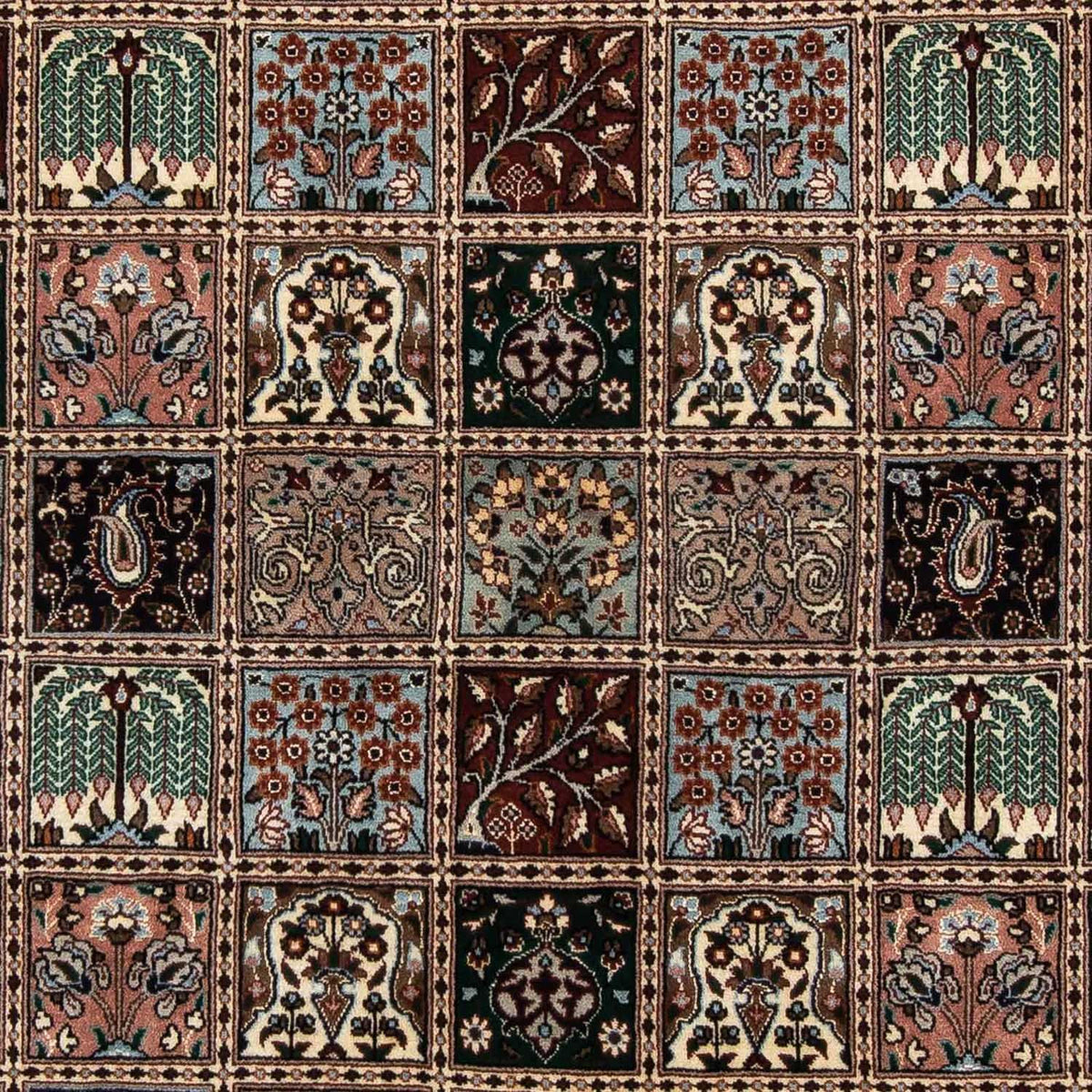 Perzisch tapijt - Klassiek - 235 x 184 cm - veelkleurig