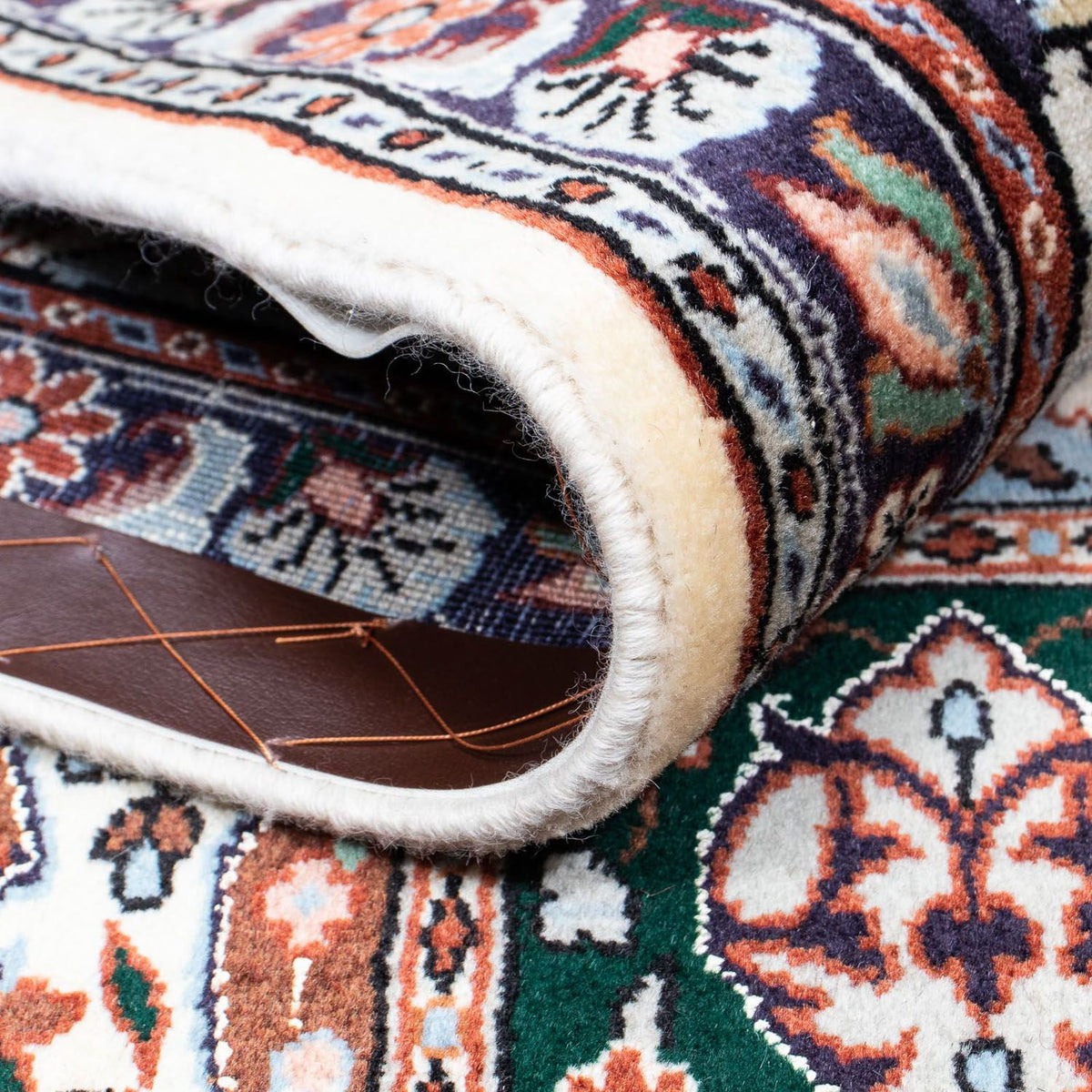 Perzisch tapijt - Klassiek - 239 x 173 cm - veelkleurig