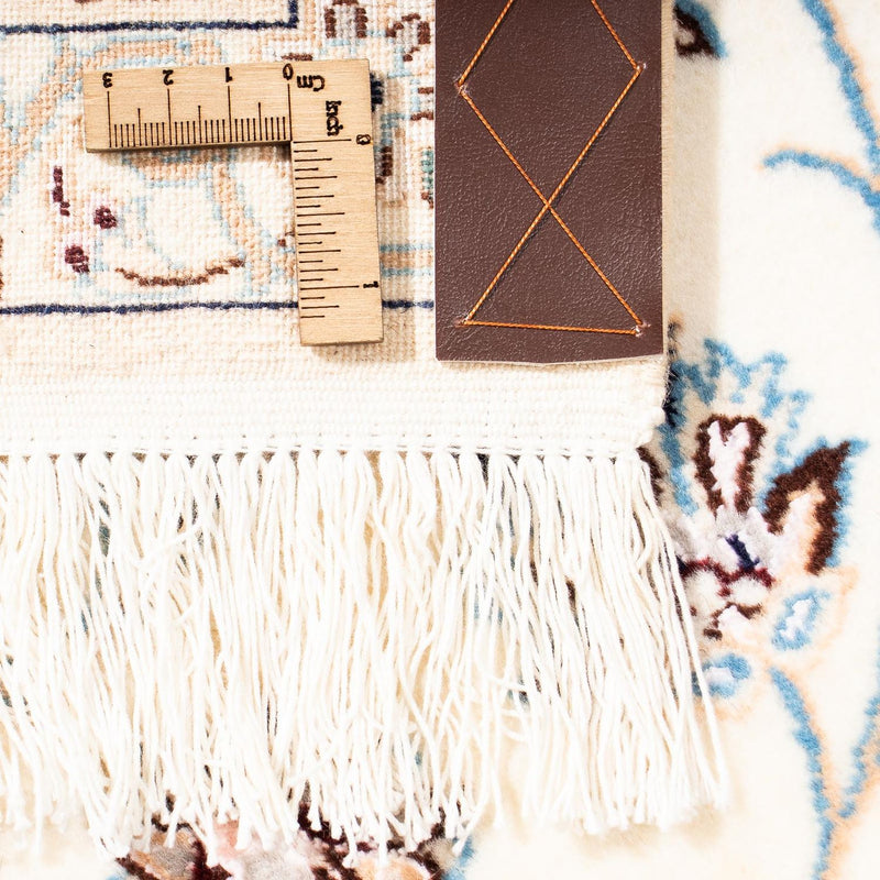 Perzisch tapijt - Nain - Premium - 235 x 153 cm - beige