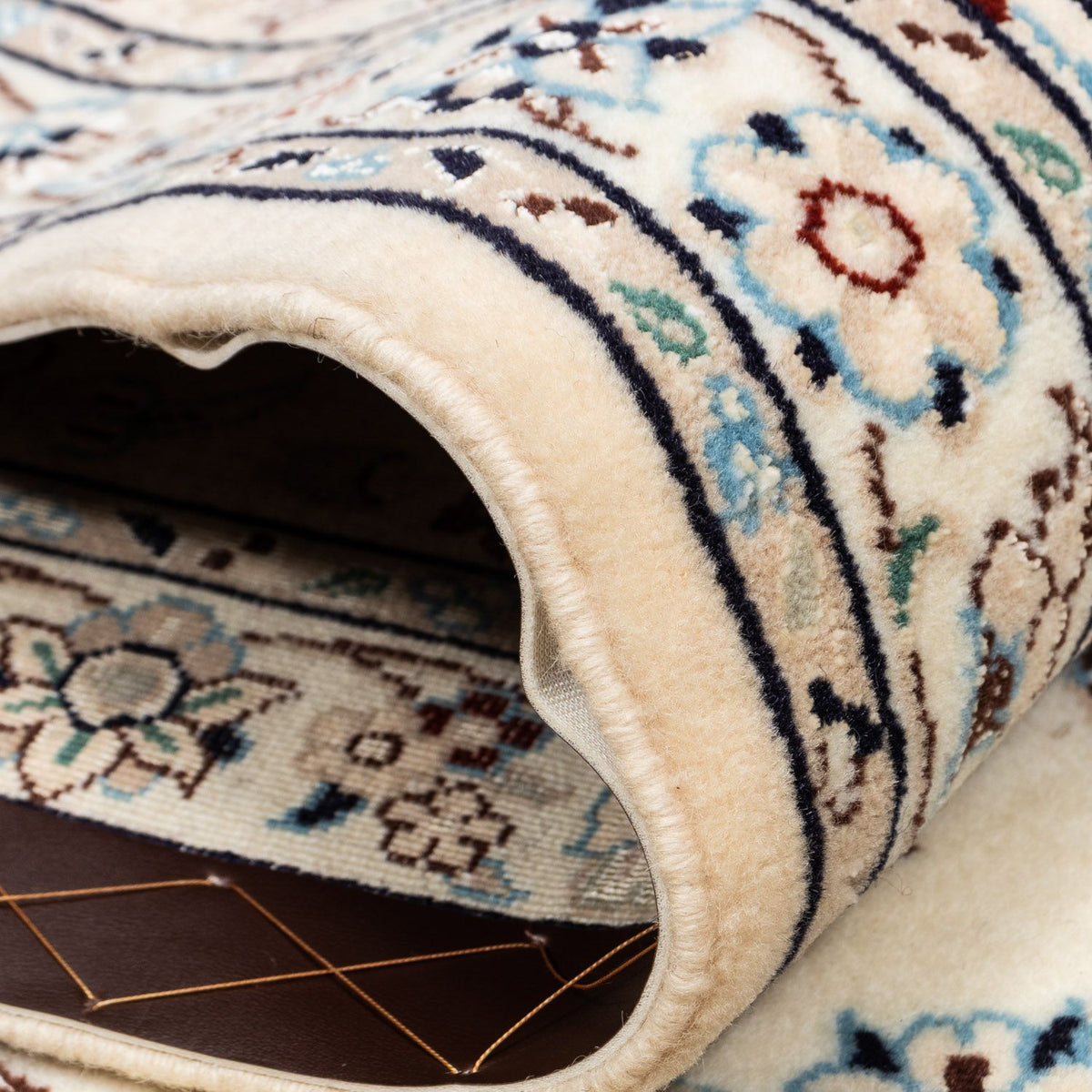 Perzisch tapijt - Nain - Koninklijk - 350 x 247 cm - beige