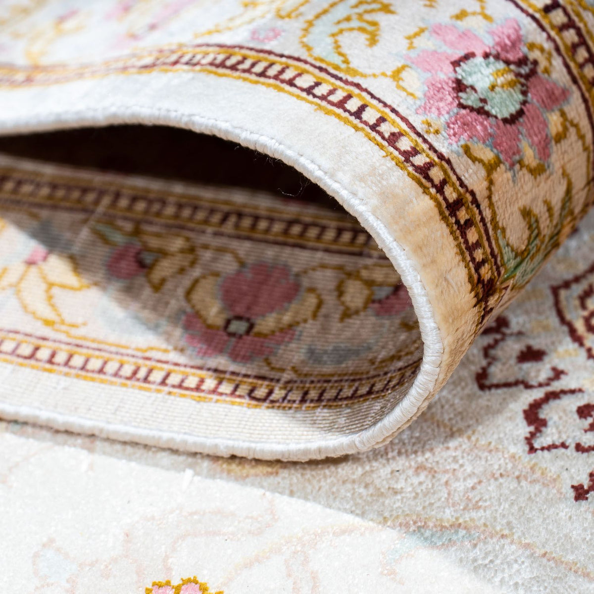 Perzisch tapijt - Ghom - 235 x 157 cm - beige