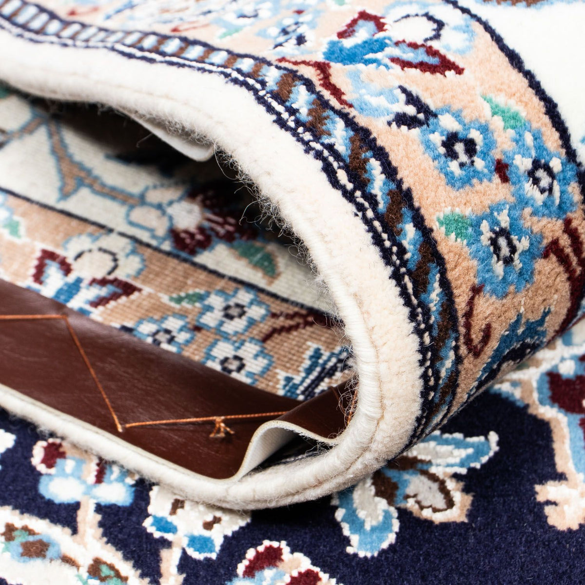 Perzisch tapijt - Nain - Koninklijk - 319 x 203 cm - zwart