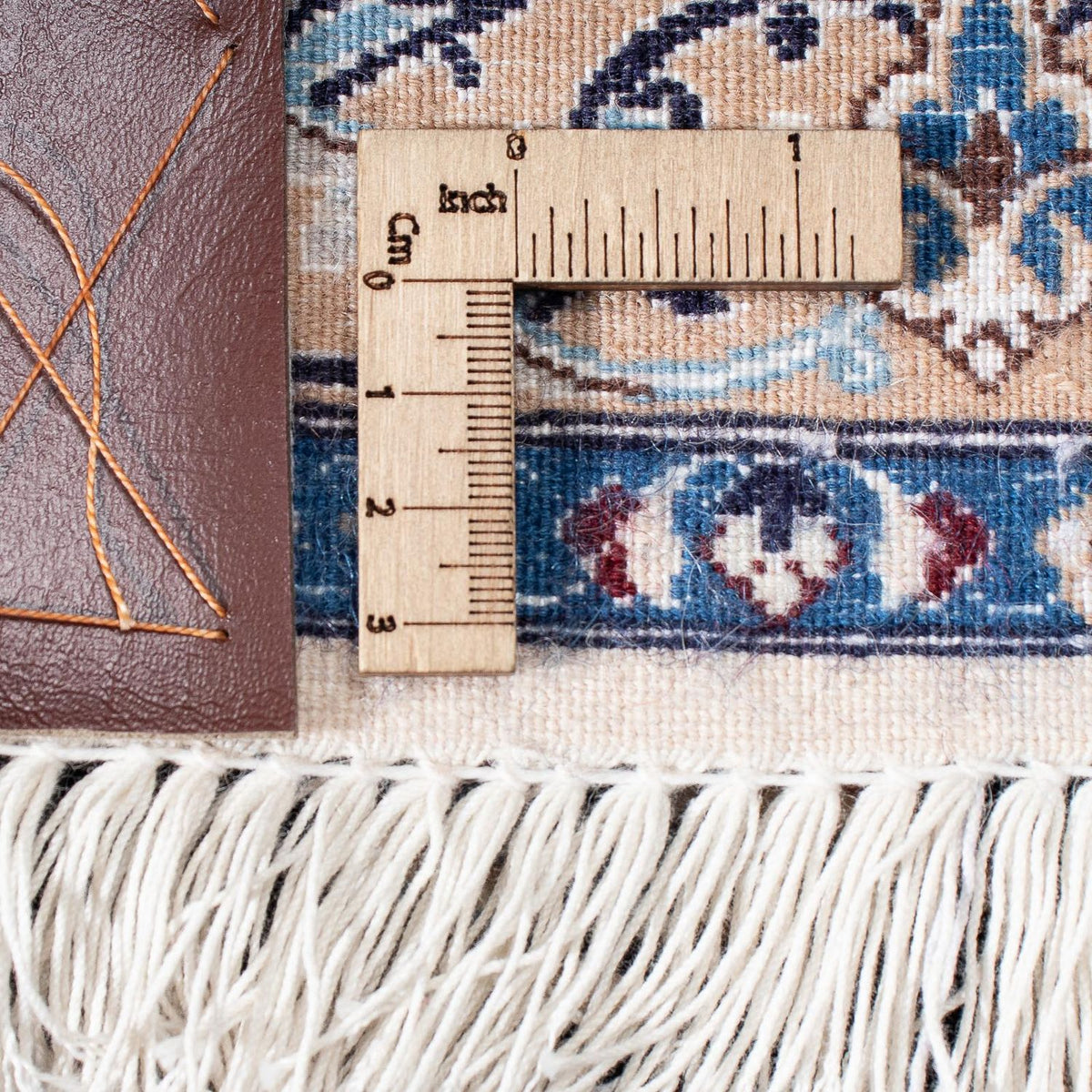 Perzisch tapijt - Nain - Premium - 332 x 212 cm - beige