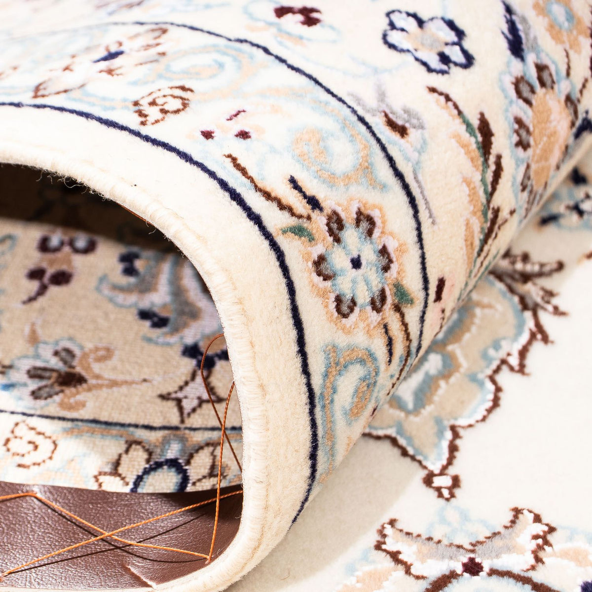 Perzisch tapijt - Nain - Premium - 231 x 151 cm - beige