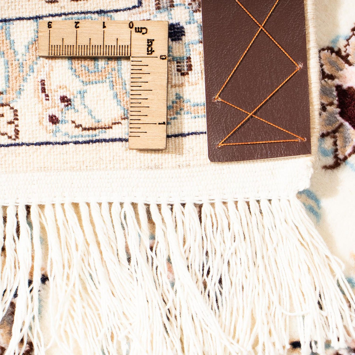 Perzisch tapijt - Nain - Premium - 231 x 151 cm - beige