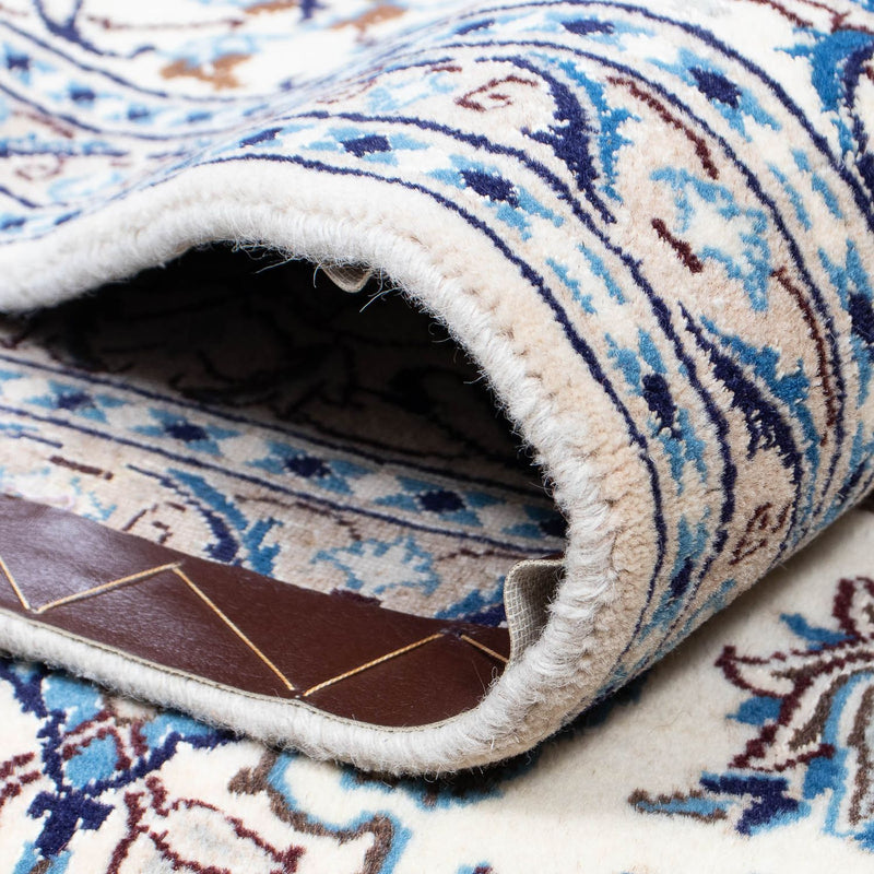 Perzisch tapijt - Nain - 291 x 199 cm - beige