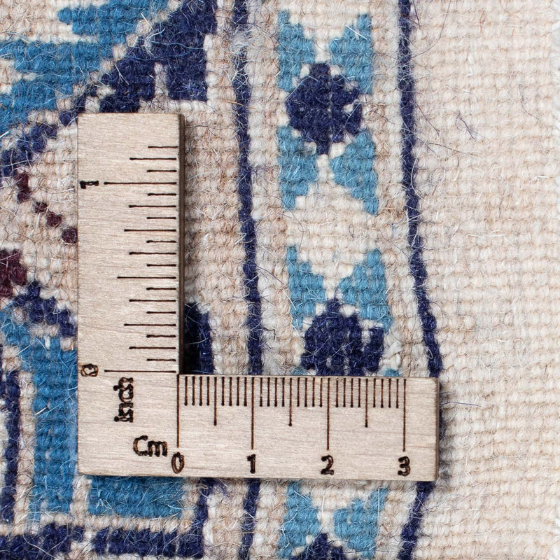 Perzisch tapijt - Nain - 291 x 199 cm - beige