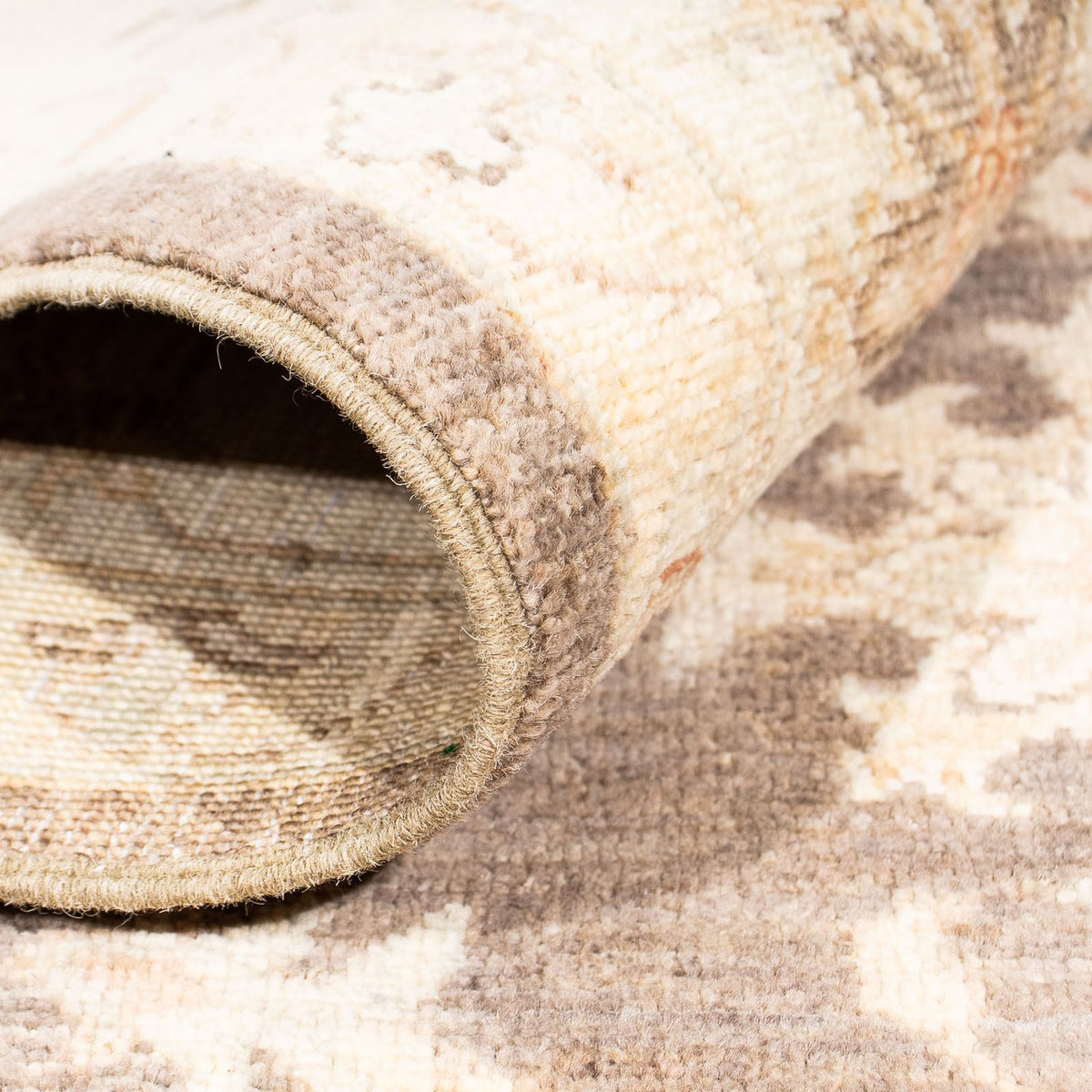 Ziegler tapijt - 236 x 166 cm - beige