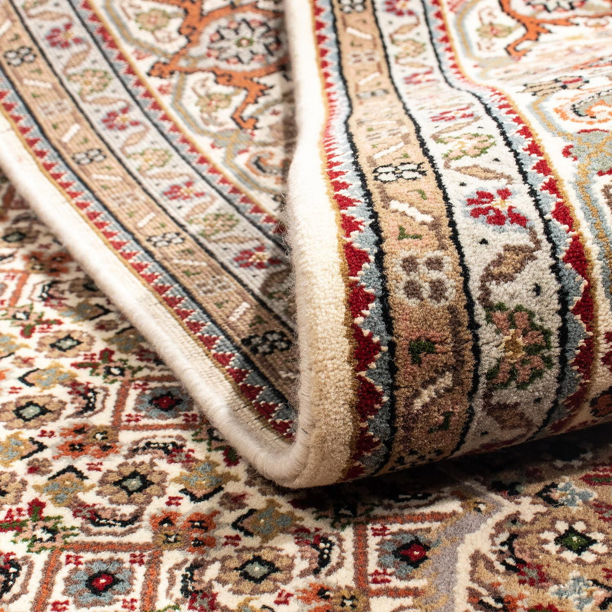 Perzisch tapijt - Tabriz - 239 x 171 cm - beige