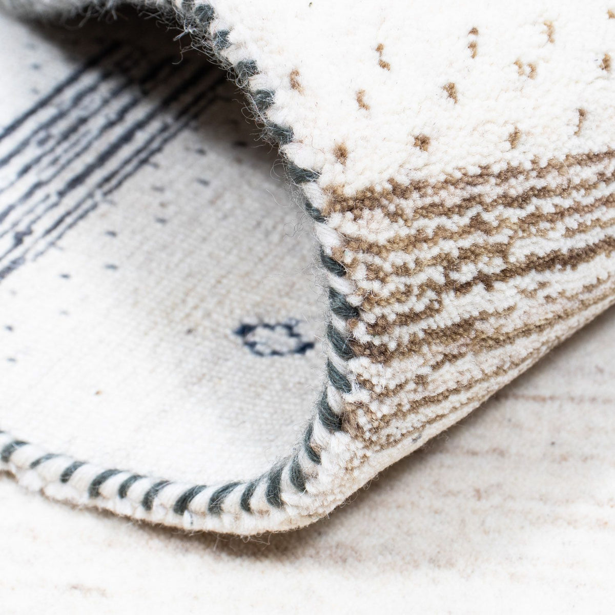 Gabbeh Tapijt - Loribaft Perzisch - 245 x 169 cm - beige