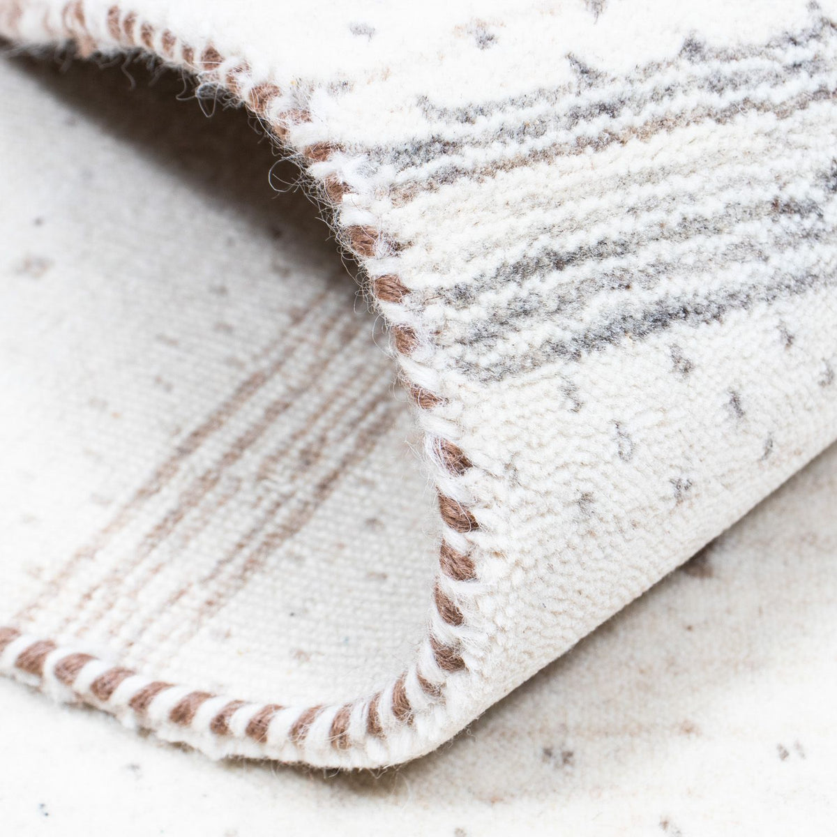 Gabbeh Tapijt - Loribaft Perzisch - 200 x 143 cm - beige