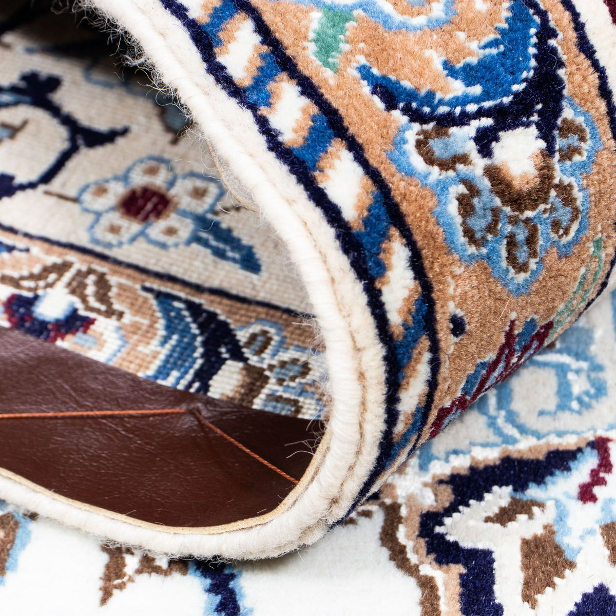 Perzisch tapijt - Nain - Koninklijk - 315 x 203 cm - beige