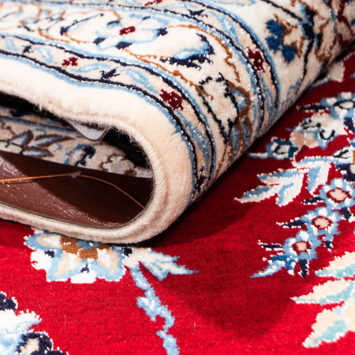 Perzisch tapijt - Nain - Premium - 236 x 153 cm - donkerrood