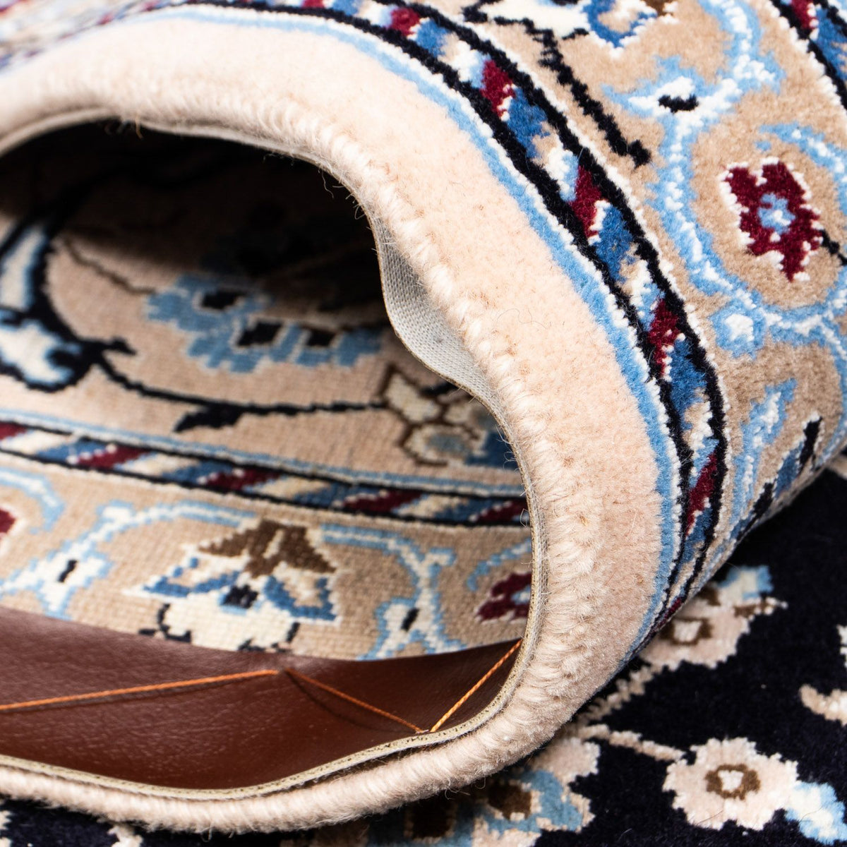 Perzisch tapijt - Nain - Koninklijk - 295 x 204 cm - zwart